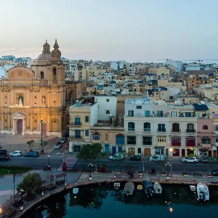 Easylets Malta Msida